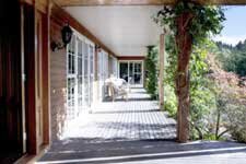 Silver-Peaks Lodge Veranda